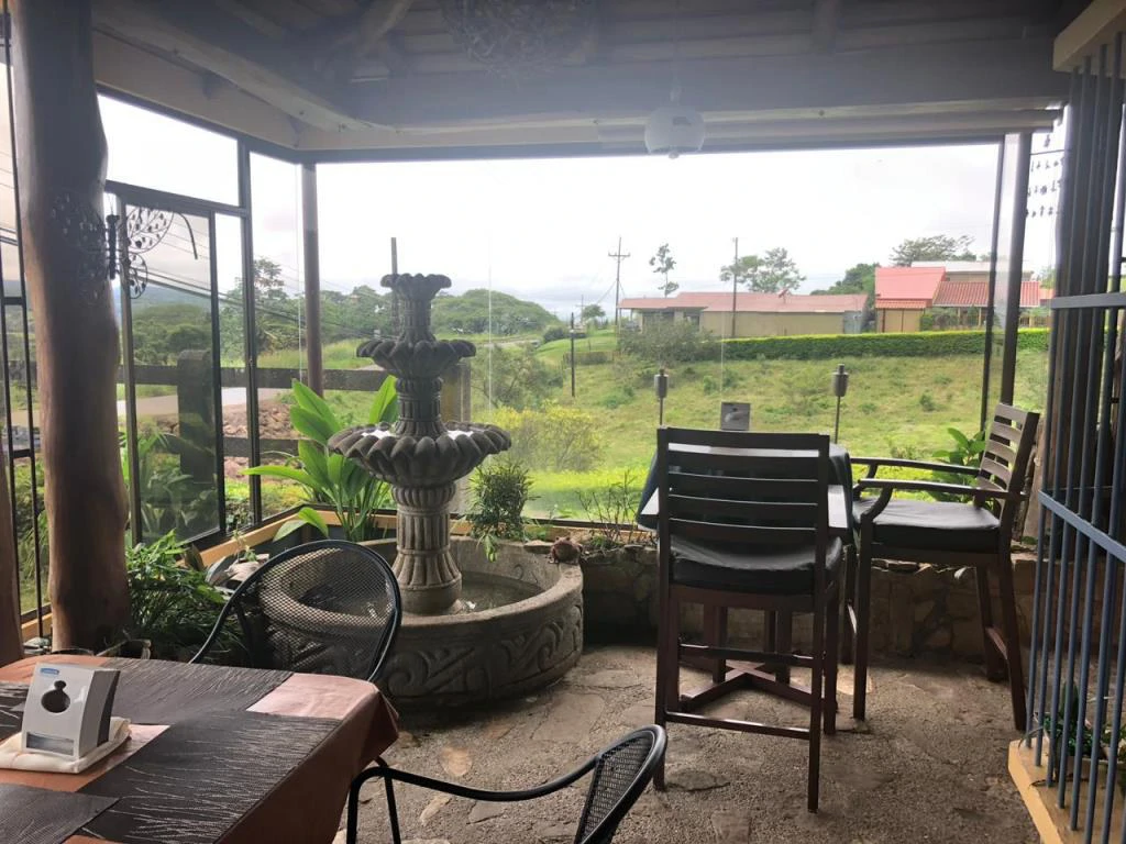 Beautiful Mountain Property for Sale in the Tourist Area of Miravalles, Currently Rented and Operating as a Restaurant – Excellent Investment Opportunity - Gallery image 9