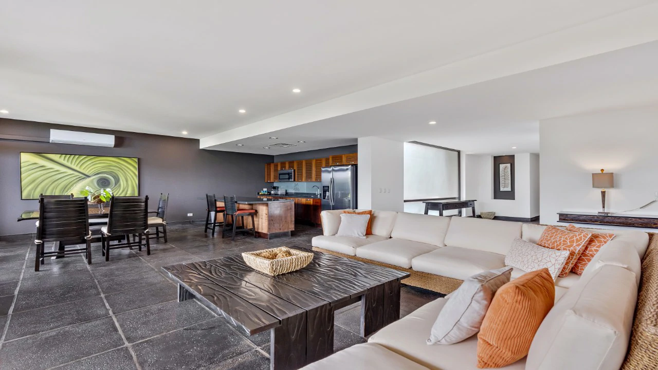 Treetop Ocean & Jungle View Condos 25A: Live in the number one luxury development with private beach in the national reserve of Manuel Antonio - Gallery image 3