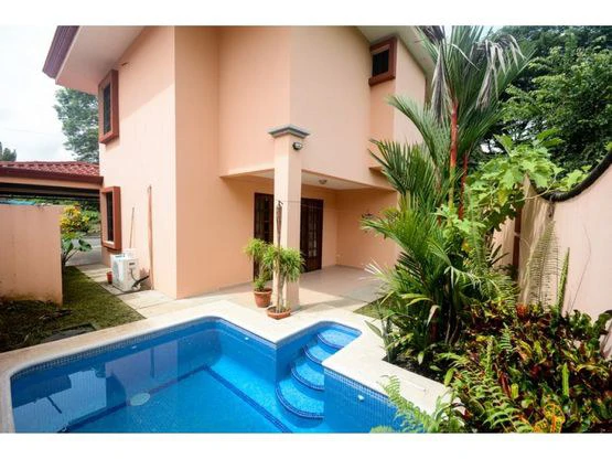 Near the Coast House For Sale in Jacó