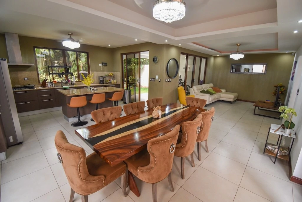 House For Sale in Ciudad Colón - Gallery image 12