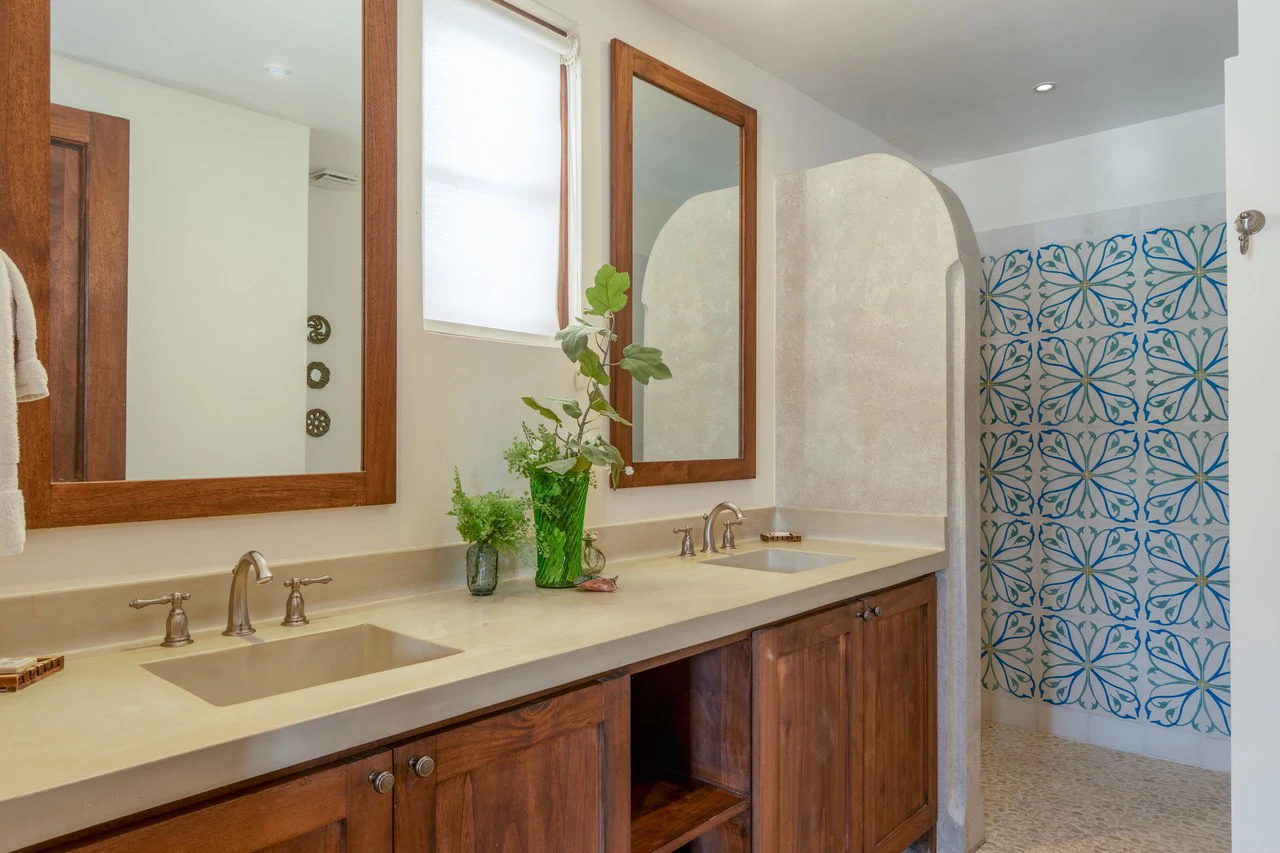 Casa Acuarela: Steps from the Beach & Beach Club, Impeccable 4-Bedroom Home in Las Catalinas - Gallery image 33