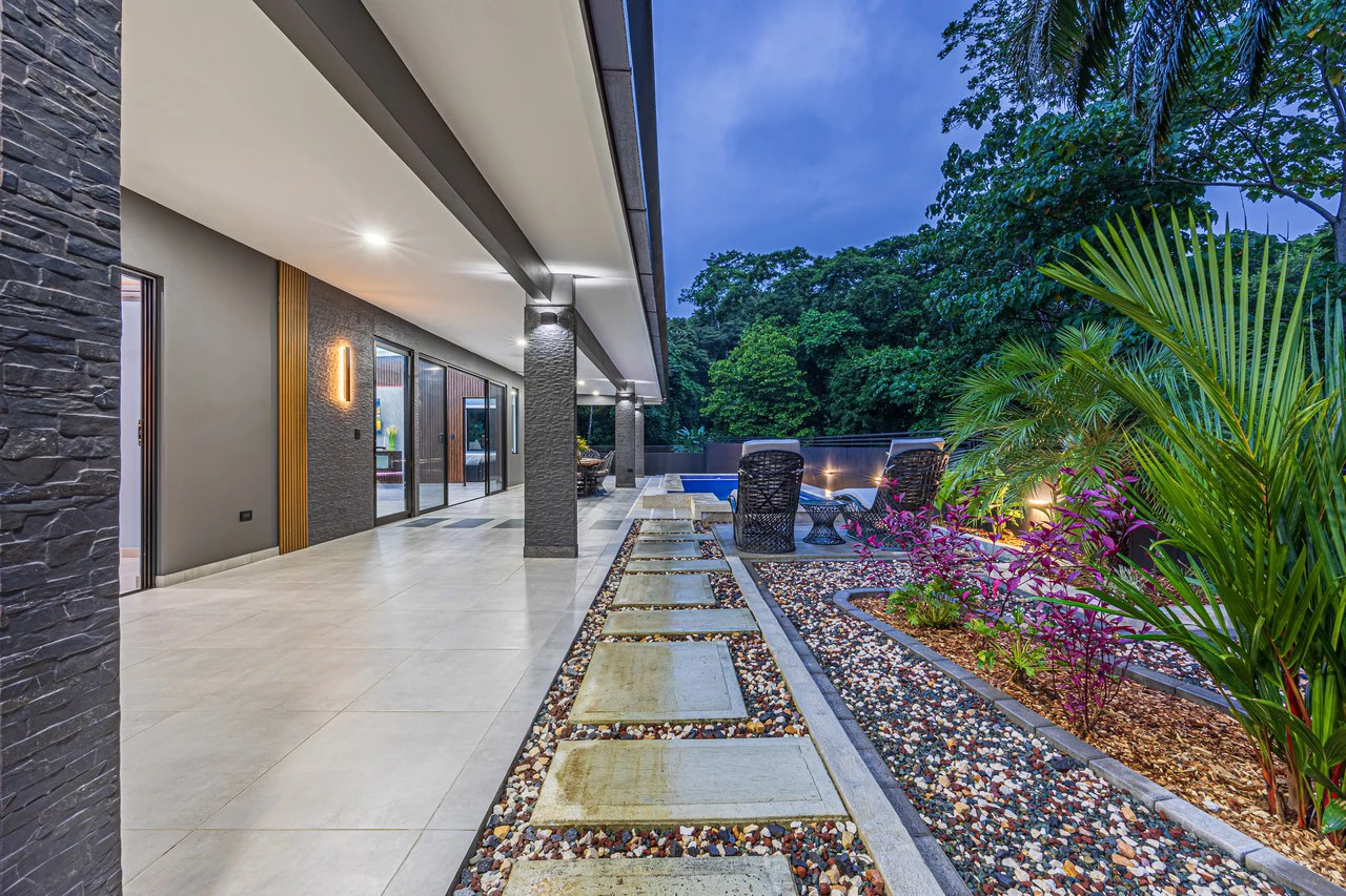 Gorgeous Brand New 3br Home close to Dominical with extra land.: House For Sale in Hatillo - Gallery image 55