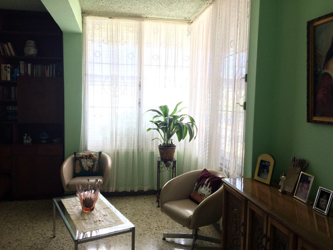 Casa grande con 8 Habitaciones: Big house with 8 rooms in pure center of Liberia - Gallery image 4