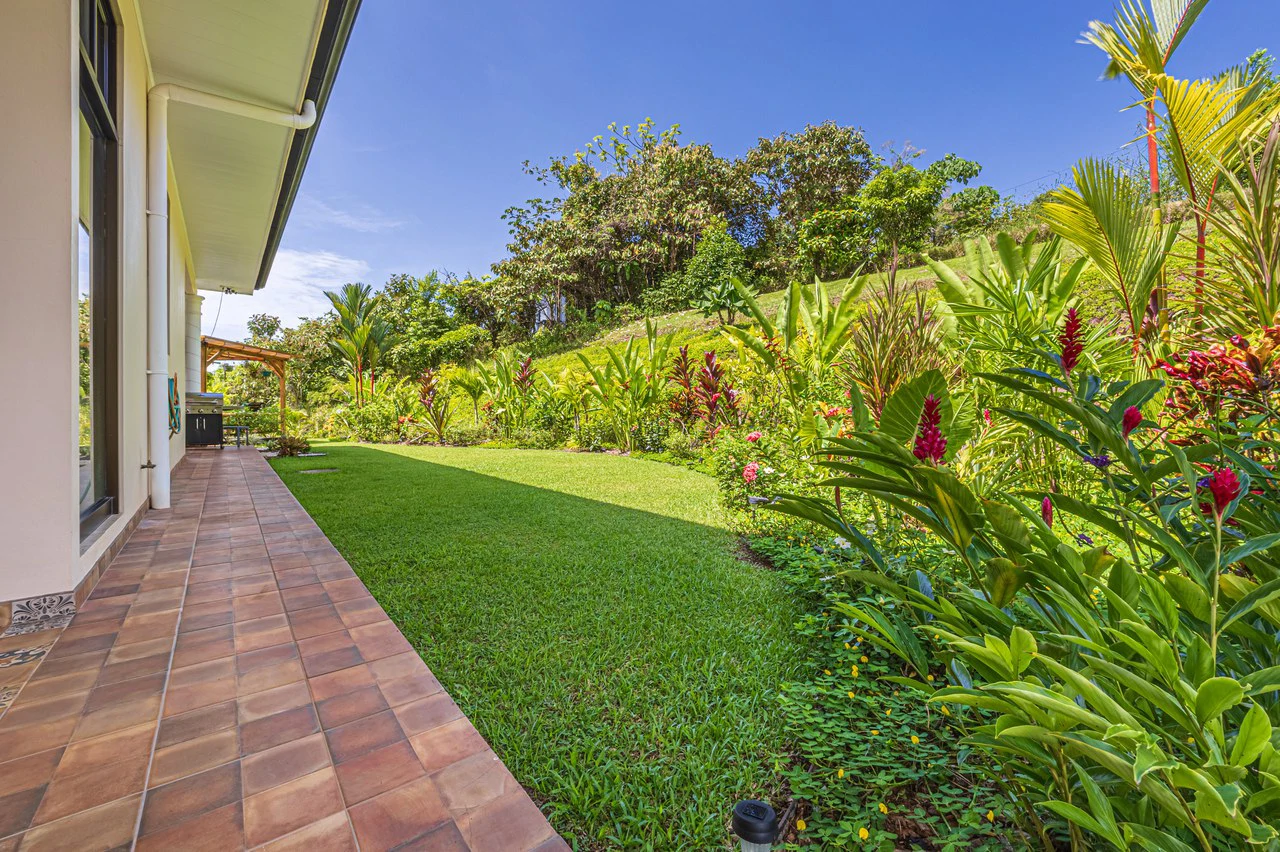 Luxury Ocean View Home with Infinity Pool in Hills of Portalon – Move-In Ready - Gallery image 52