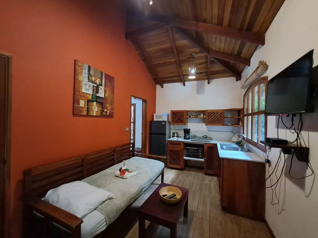 Samara Jungle Boutique Hotel: When Elegant & Romantic Bungalows Seamlessly Blend Into Nature's Bounty. - Gallery image 17