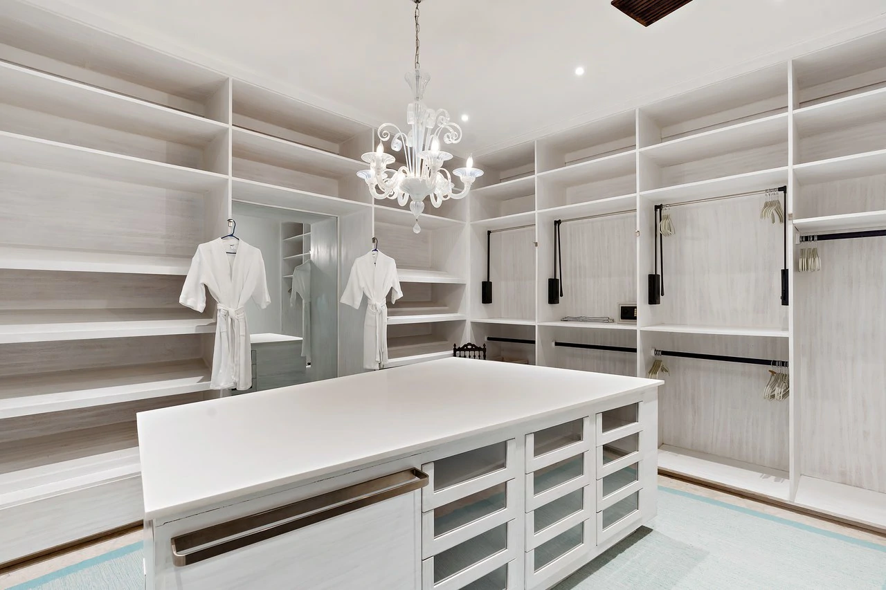 27 Cartagena: Unique Luxury Beachfront Home - Gallery image 17