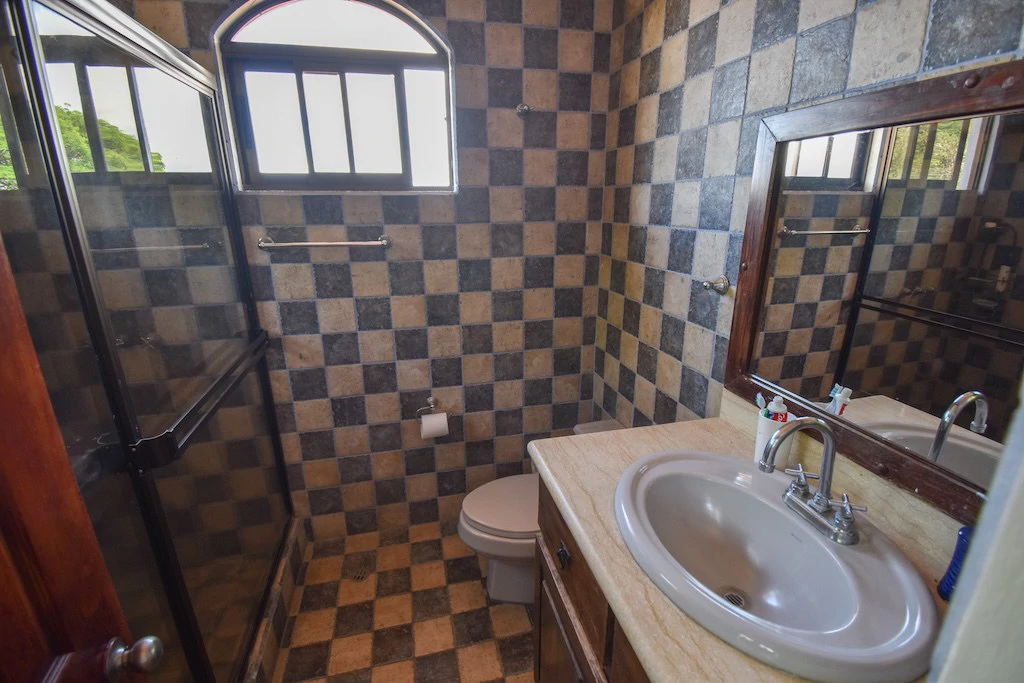House For Sale in San Rafael - Gallery image 24