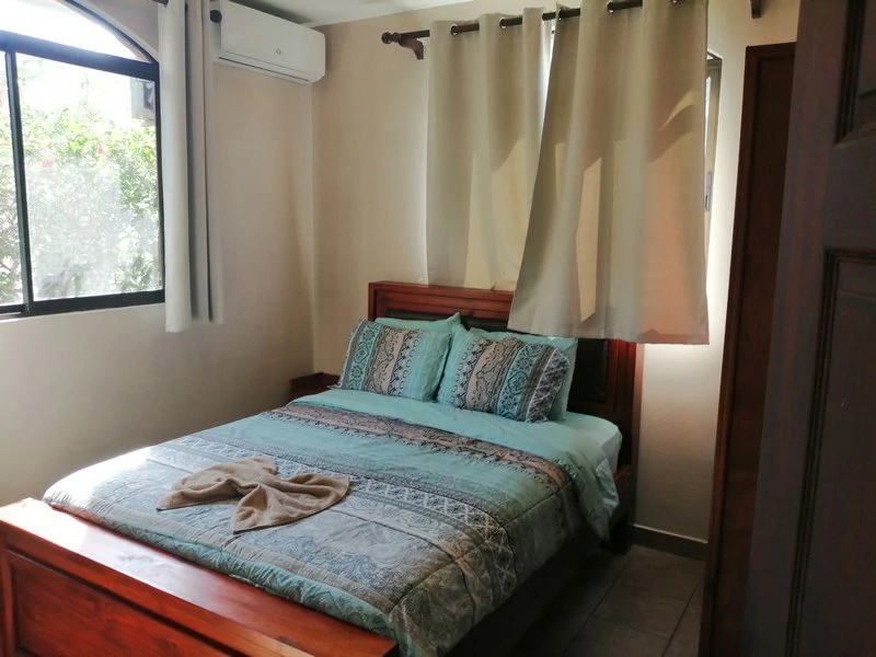 Beautiful Casa Roja in Esterillos, less than 300m to the beach! - Gallery image 7