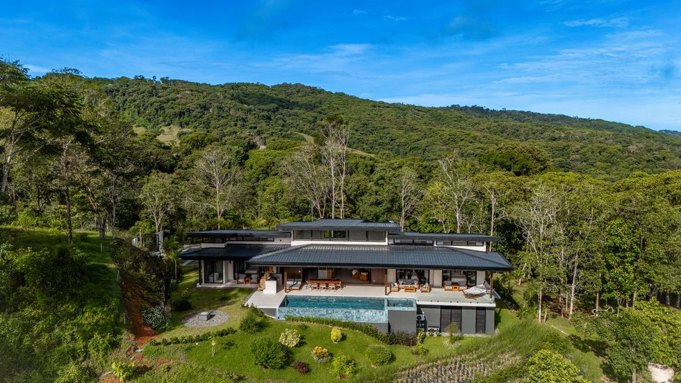 Luxury Modern Tropical Estate in Playa Dominical - Gallery image 12