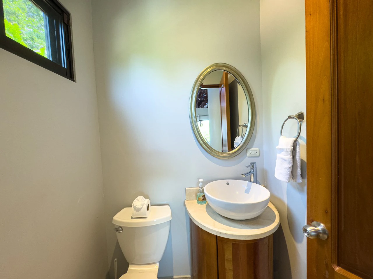 Casa Serenidad, Nature Lover's Dream Villa: Mountain House For Sale in Manuel Antonio - Gallery image 15