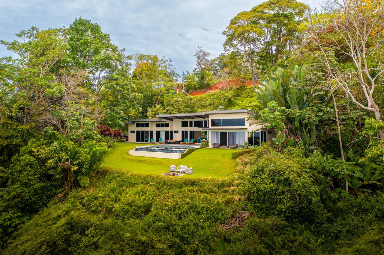 Villa La Luna Gated Estate, Mountainside Home and Whale Tail Views: Mountain House For Sale in Escaleras - Gallery image 11