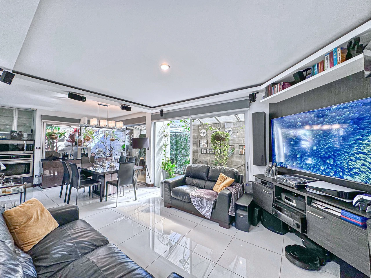Casa Timeless: House For Sale in Rio Oro - Gallery image 3