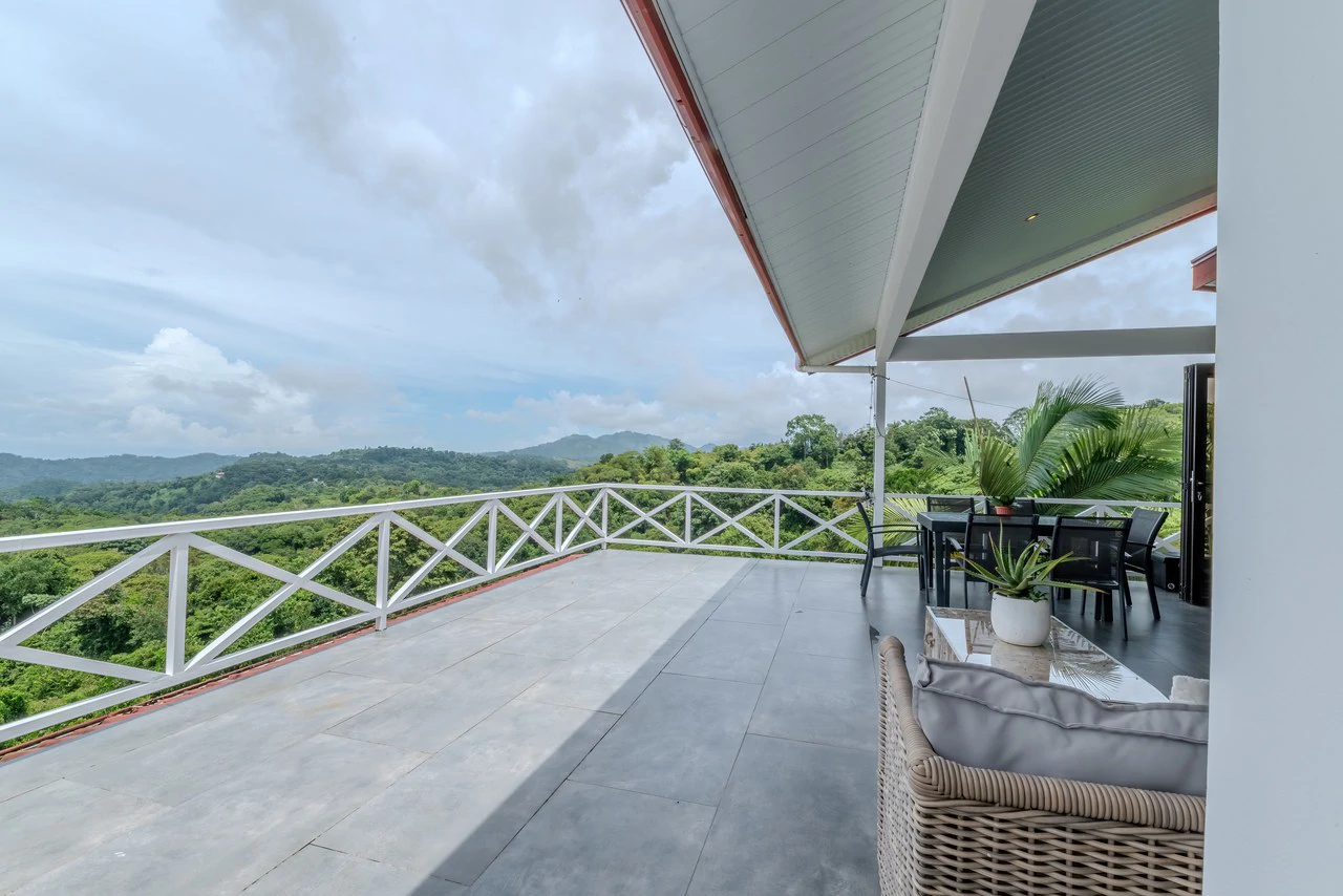 Casa Blanca: Ocean & Mountain View Home in Platanillo - Gallery image 13