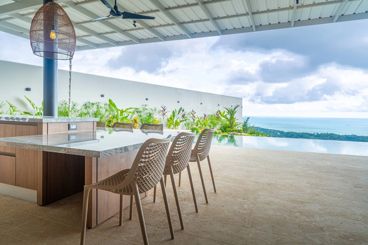 Lion's Gate Sunset Estate - Gallery image 50