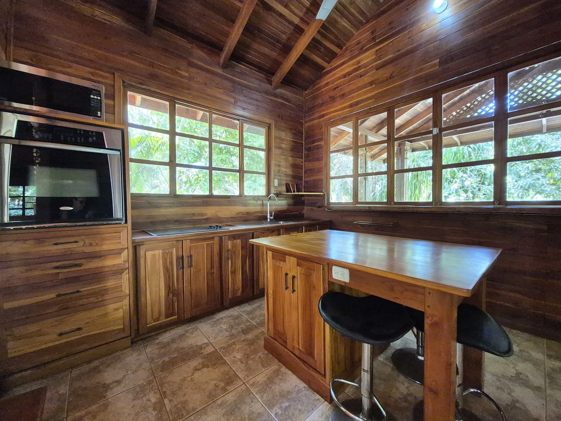 Casa Mango: Price Drop - Peaceful Teak Chalet-Style Home With Expansion Potential in a Lush Tropical Setting Near Samara - Gallery image 15