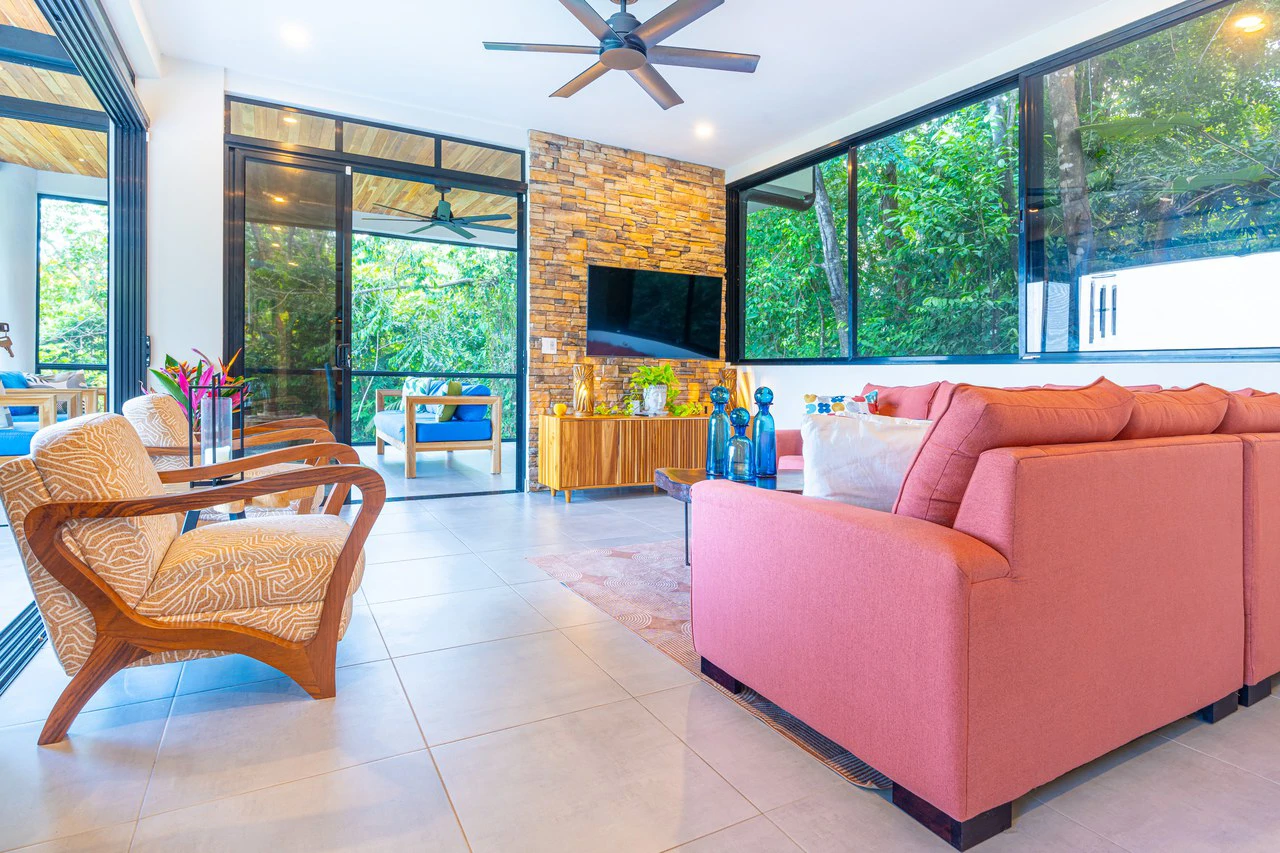 Mountain House For Sale in Escaleras - Gallery image 19