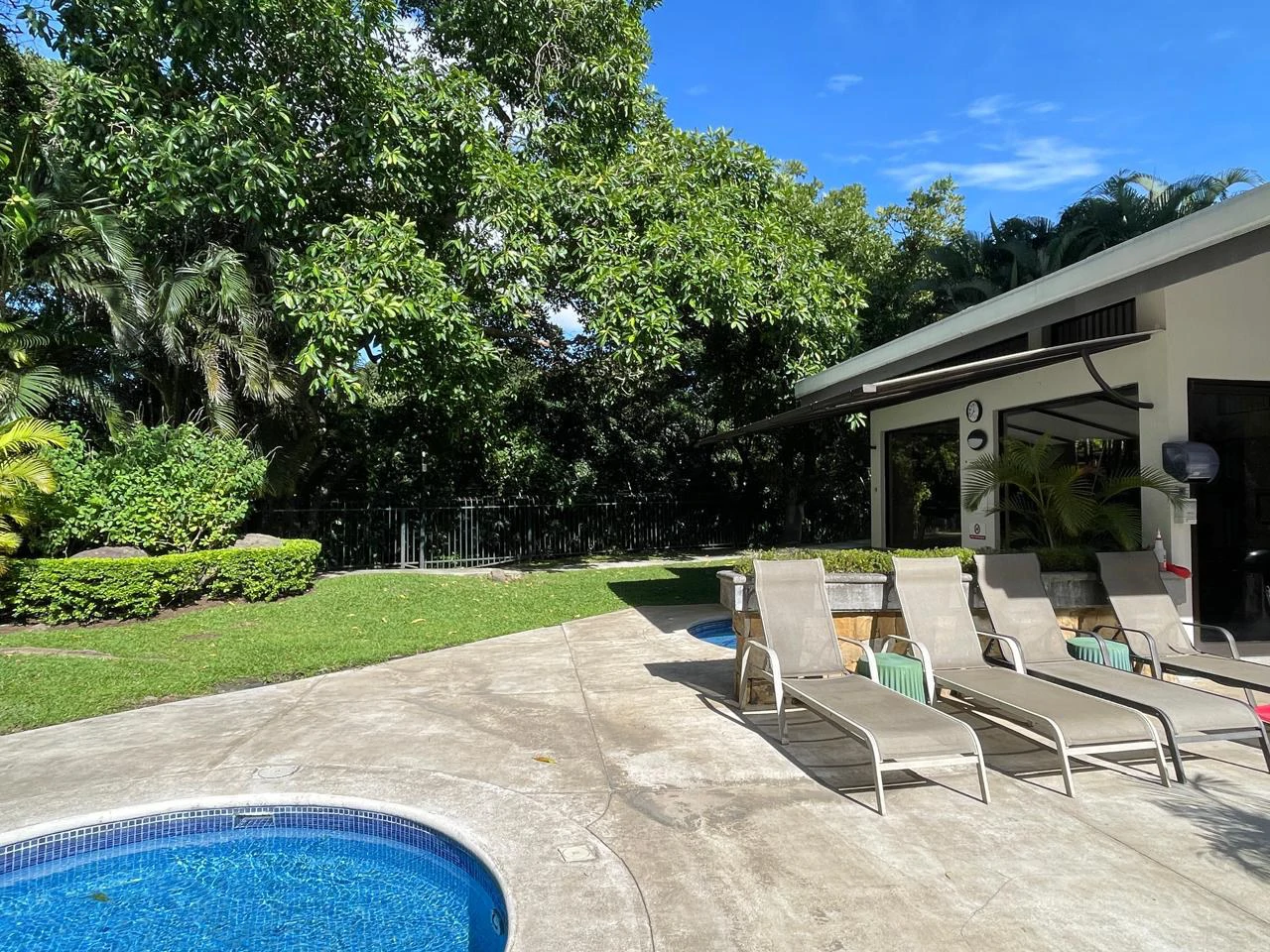 2 bedroom furnished apartament for sale Santa Ana Costa Rica - Gallery image 15