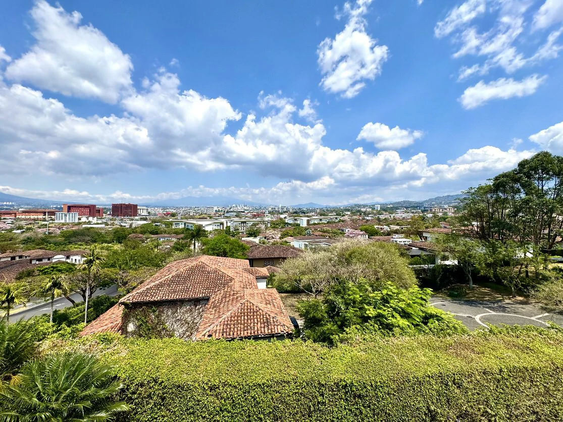 Cerro Alto Venta de Casa de Lujo con Maravillosas Vistas: Cerro Alto Luxury Home for Sale with Breathtaking Views - Gallery image 9