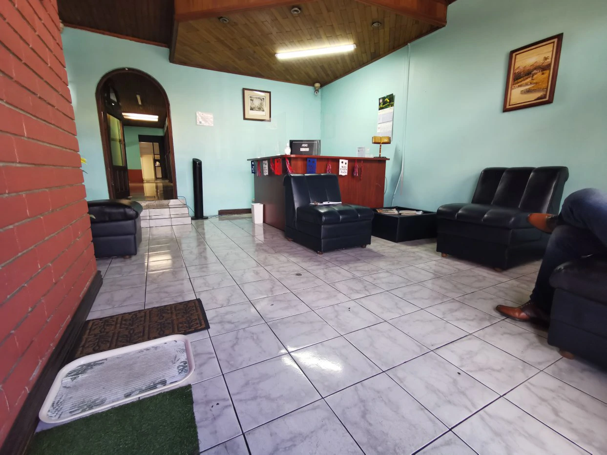 Retail Strip Center For Sale in Alajuela