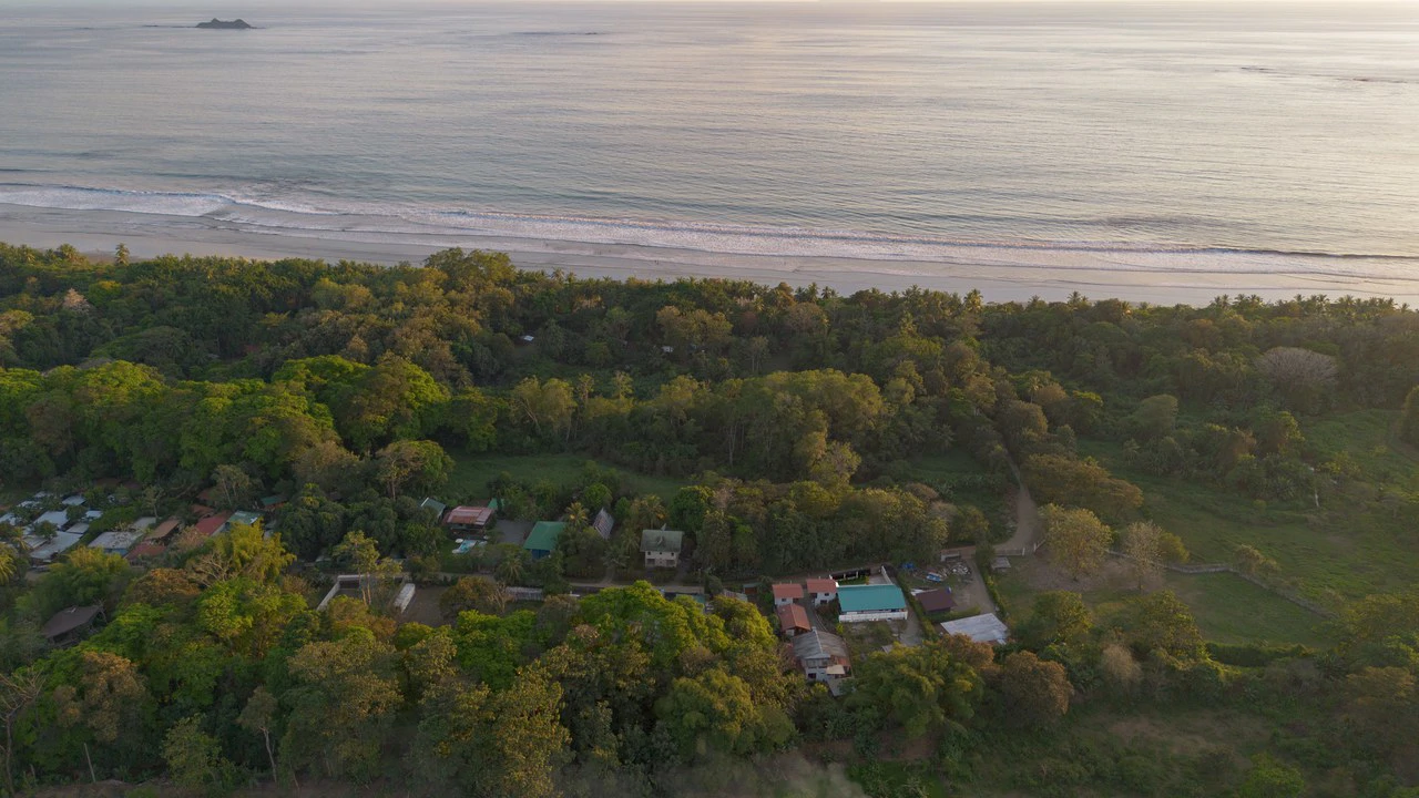 Modern Coastal Luxury: New 3-Bedroom Home Steps from South Pacific Beach: Near the Coast House For Sale in Uvita - Gallery image 46