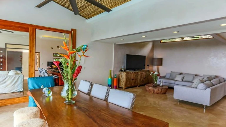 VILLA #1: Live or invest in a property that has it all: the perfect harmony between luxury and nature - Gallery image 40