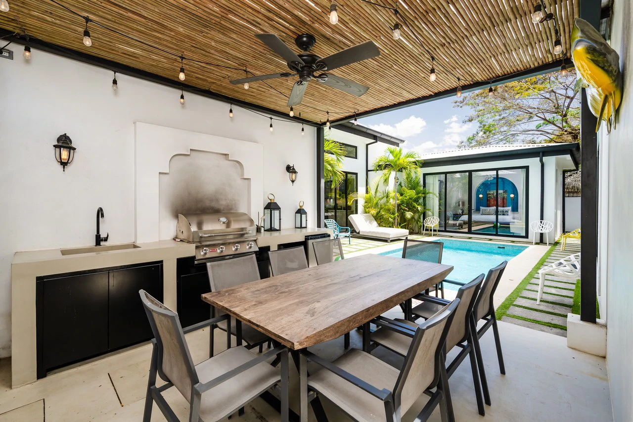 Casa Rio: Modern 5-Bedroom Home with Pool & Casita in Surfside Potrero - Gallery image 31