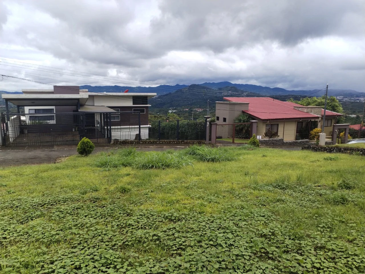 Lot for Sale in San Antonio de la Cueva, Naranjo: Perfect for Building in a Natural and Secure Setting - Gallery image 6