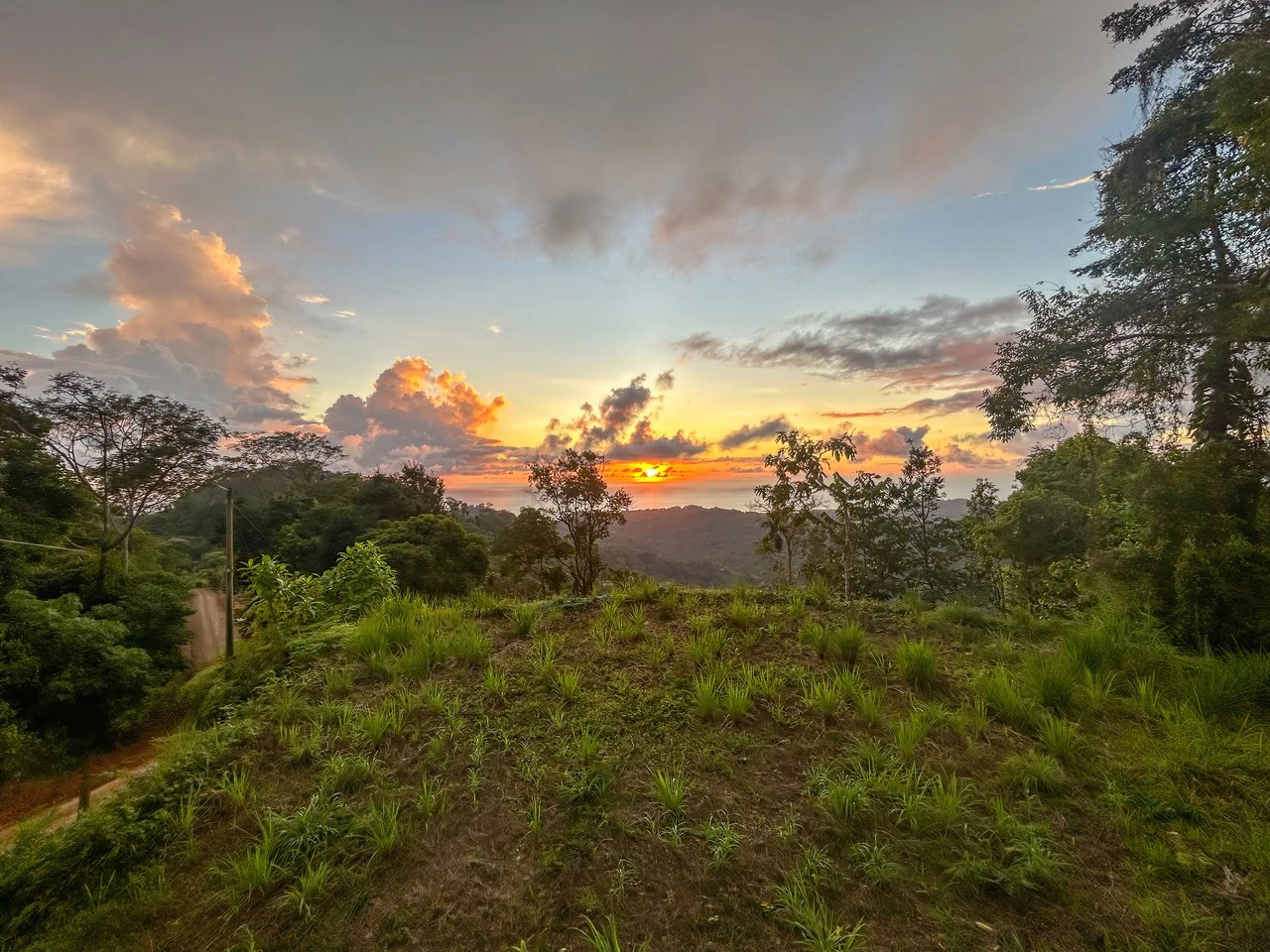Year-Round Sunset Views | 3 Connected Build-Ready Lots - Gallery image 10