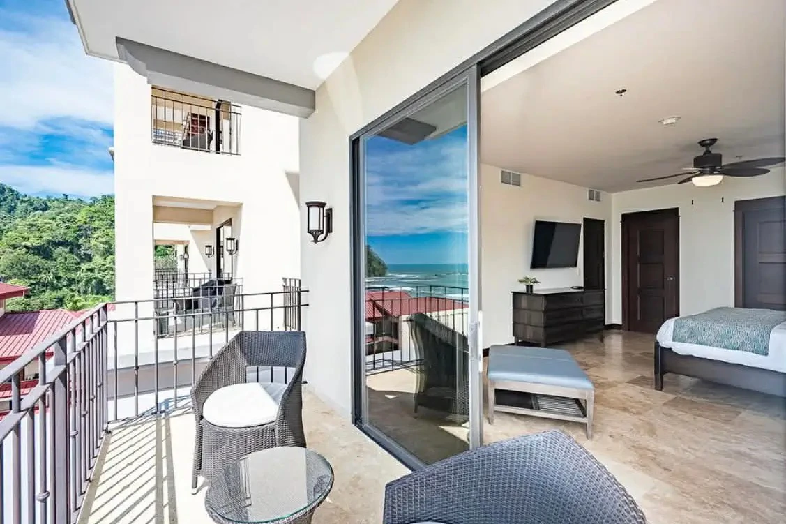 Beachfront Ocean View 1-BR Condo at Croc’s Resort & Casino – Jacó - Gallery image 13