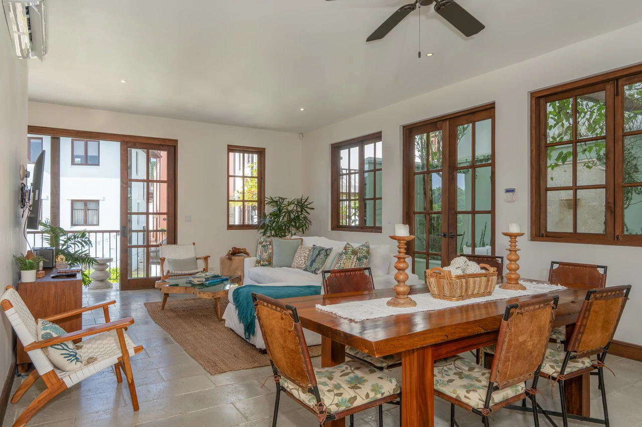 Casa Acuarela: Steps from the Beach & Beach Club, Impeccable 4-Bedroom Home in Las Catalinas - Gallery image 5