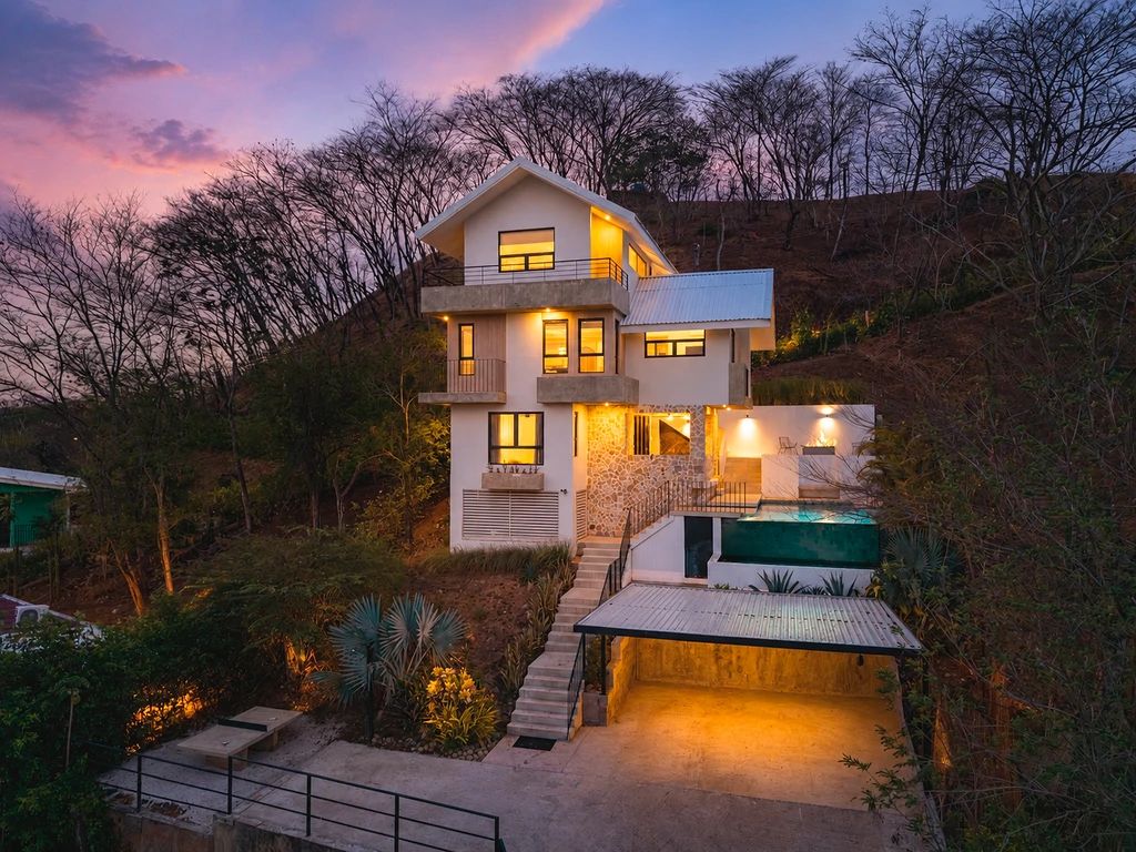 Casa Agave Azul: Contemporary 4-Bedroom Home with Attached Guest Suite in Playa Potrero - Gallery image 2