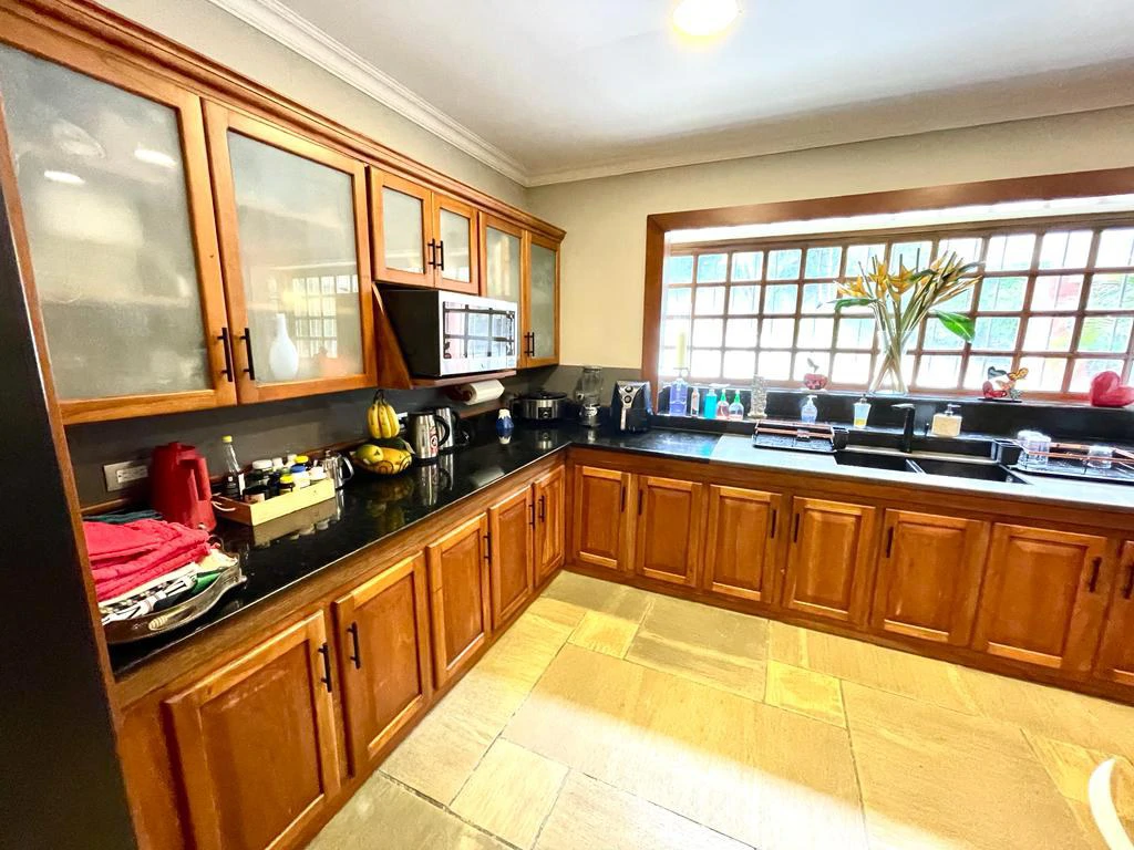 House for sale with pool in Guachipelin Escazu Costa Rica - Gallery image 7