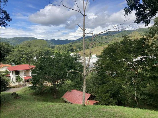 Venta de una hectárea con vivienda principal en Herradura: ¡Your Own Paradise in Herradura, Costa Rica! - Gallery image 29