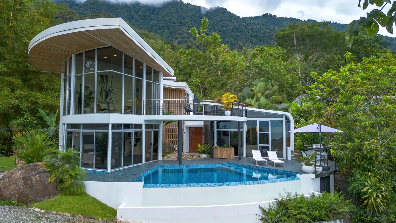 The Glass House. Sustainability, Luxury and Nature. - Gallery image 11