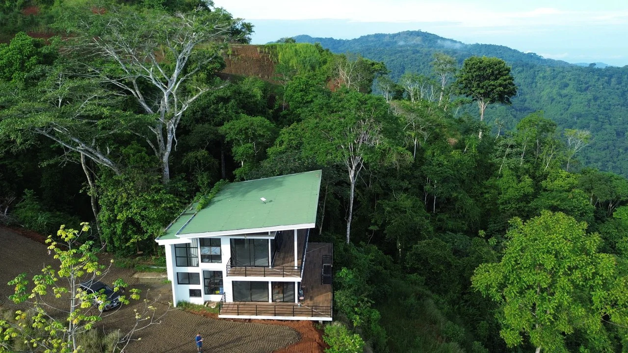Luxury Modern Home on the hills above Tarcoles: Panoramic Ocean & Mountain Views - Gallery image 21