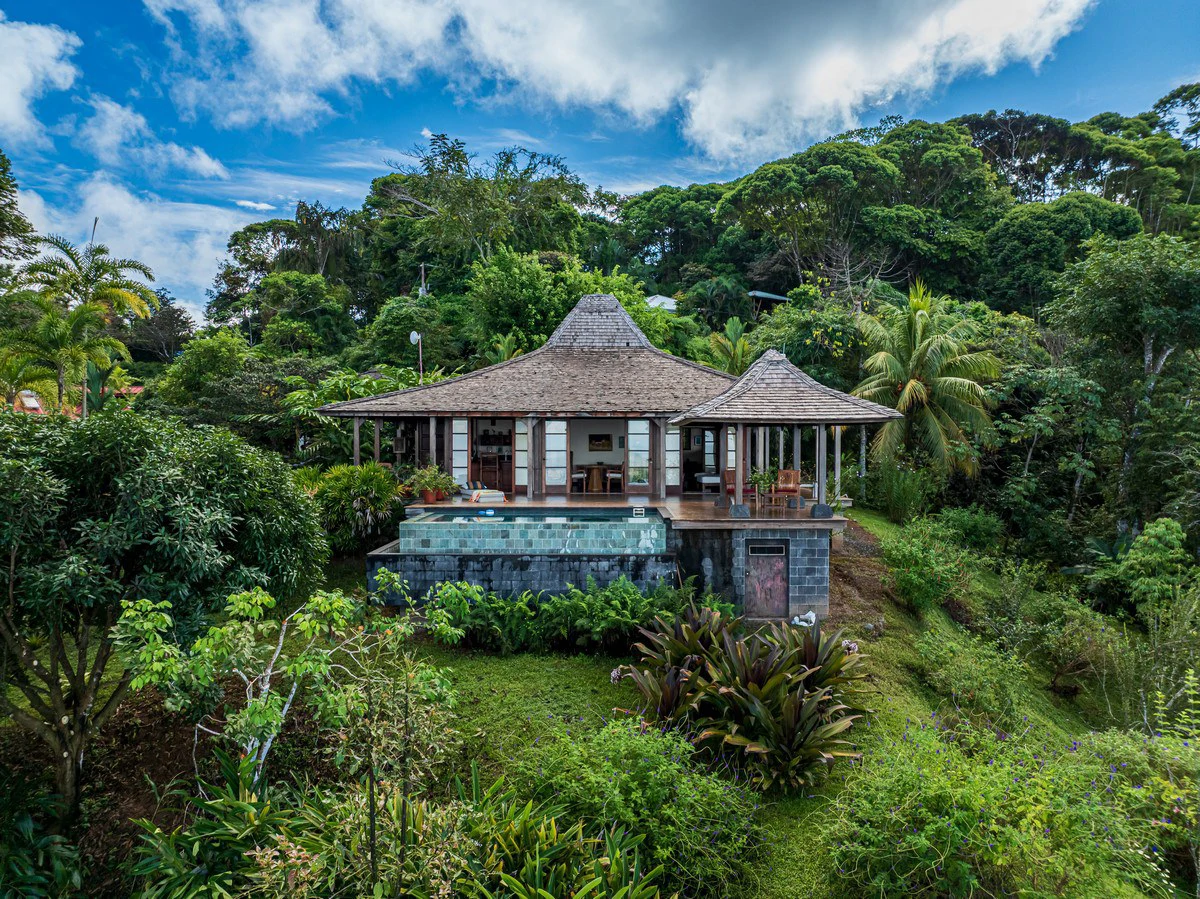 1.37 ACRES – 2 Bedroom Bali Style Home With Pool And THE BEST Ocean View!!!!!