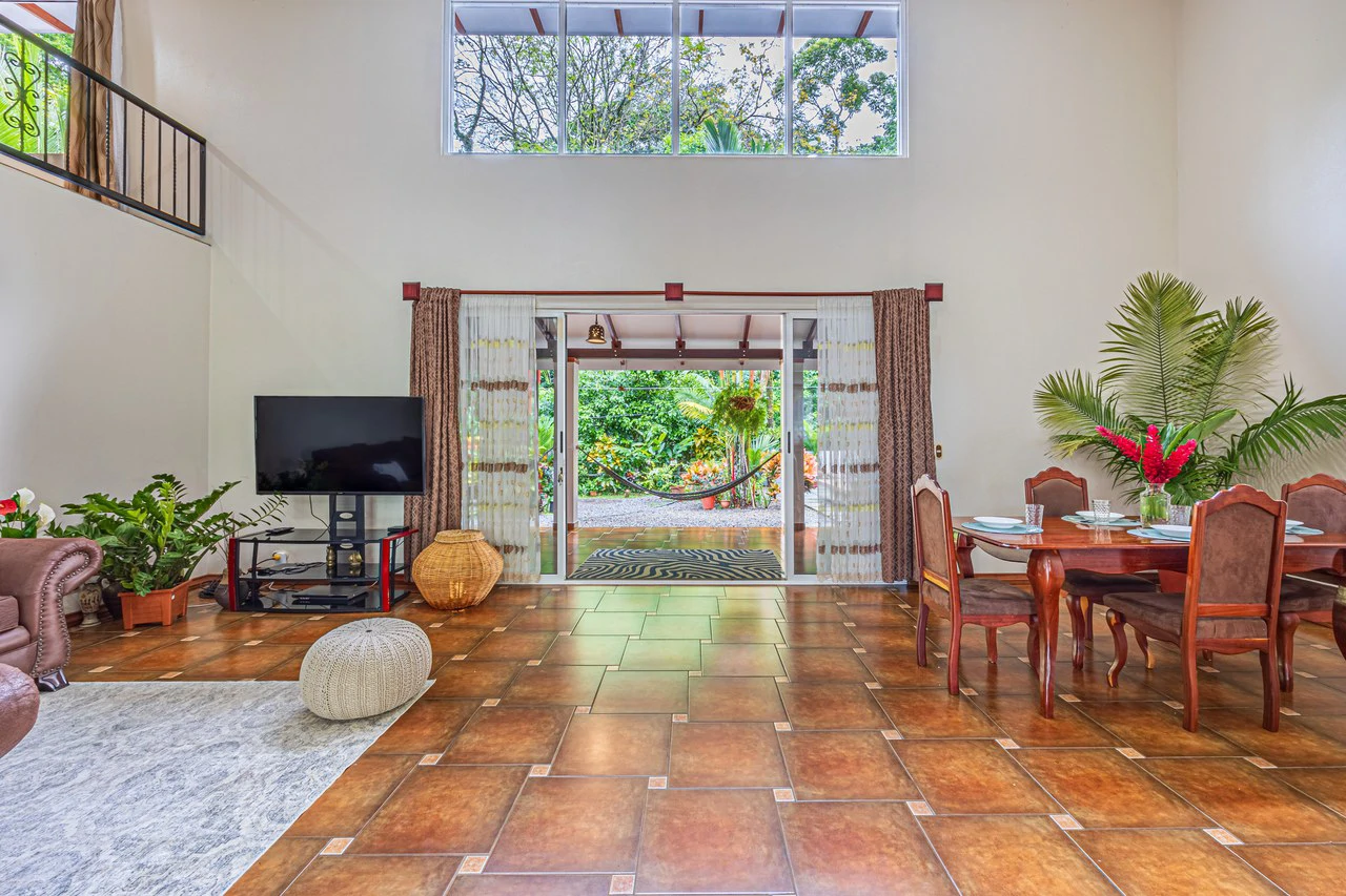Happy Daze in Uvita: Commercial Building Opportunity in the Heart of Uvita. On Creek with Beautiful Jungle View - Gallery image 49