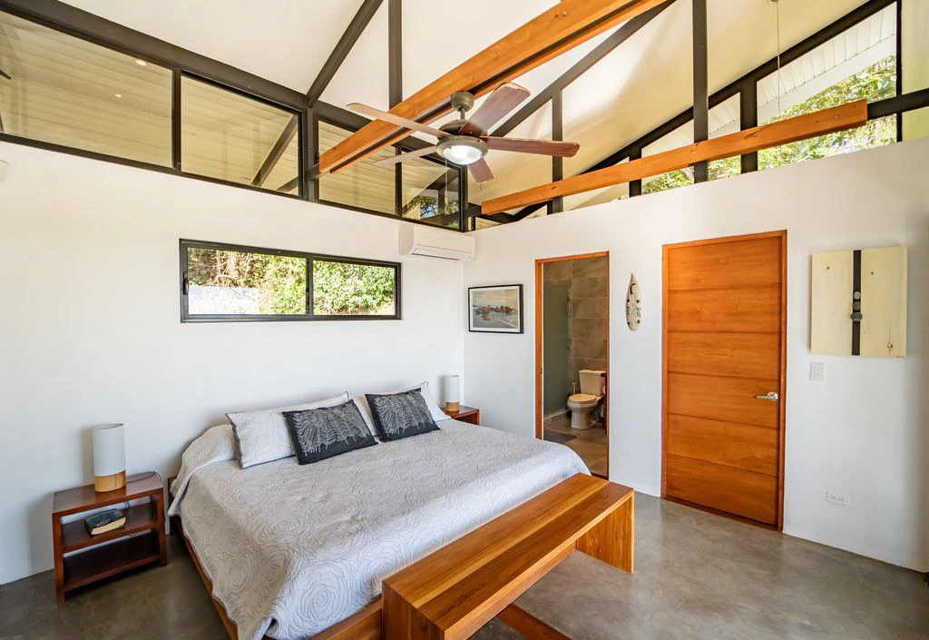 Casa Que Pasa: Exquisite Contemporary Hillside Home in a 1.6-acre Property Overlooking The Pacific Ocean - Enjoy Coastal Living in a Prime Location - Gallery image 26