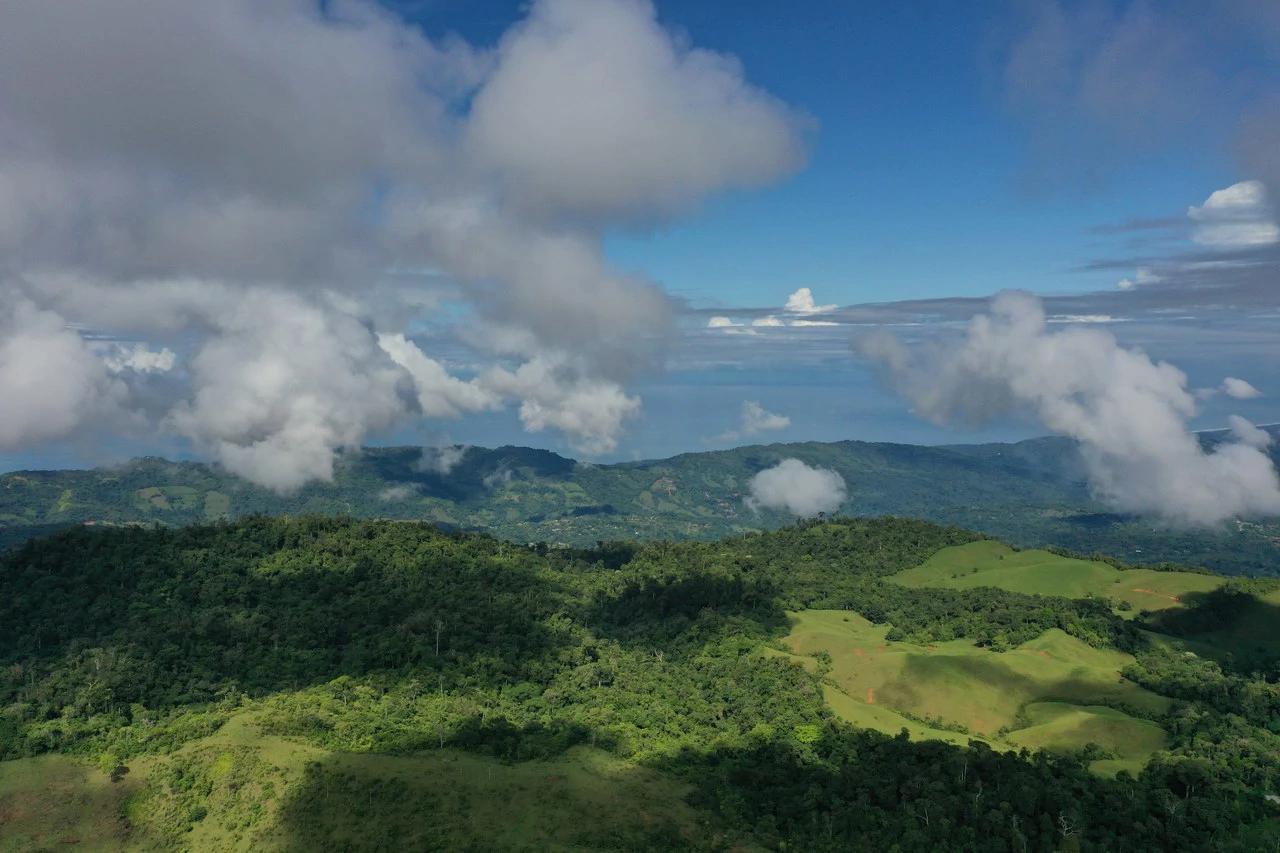 47 Acre Off Grid Ranch with Ocean & Mountain Views San Lorenzo Perez Zeledón - Gallery image 2
