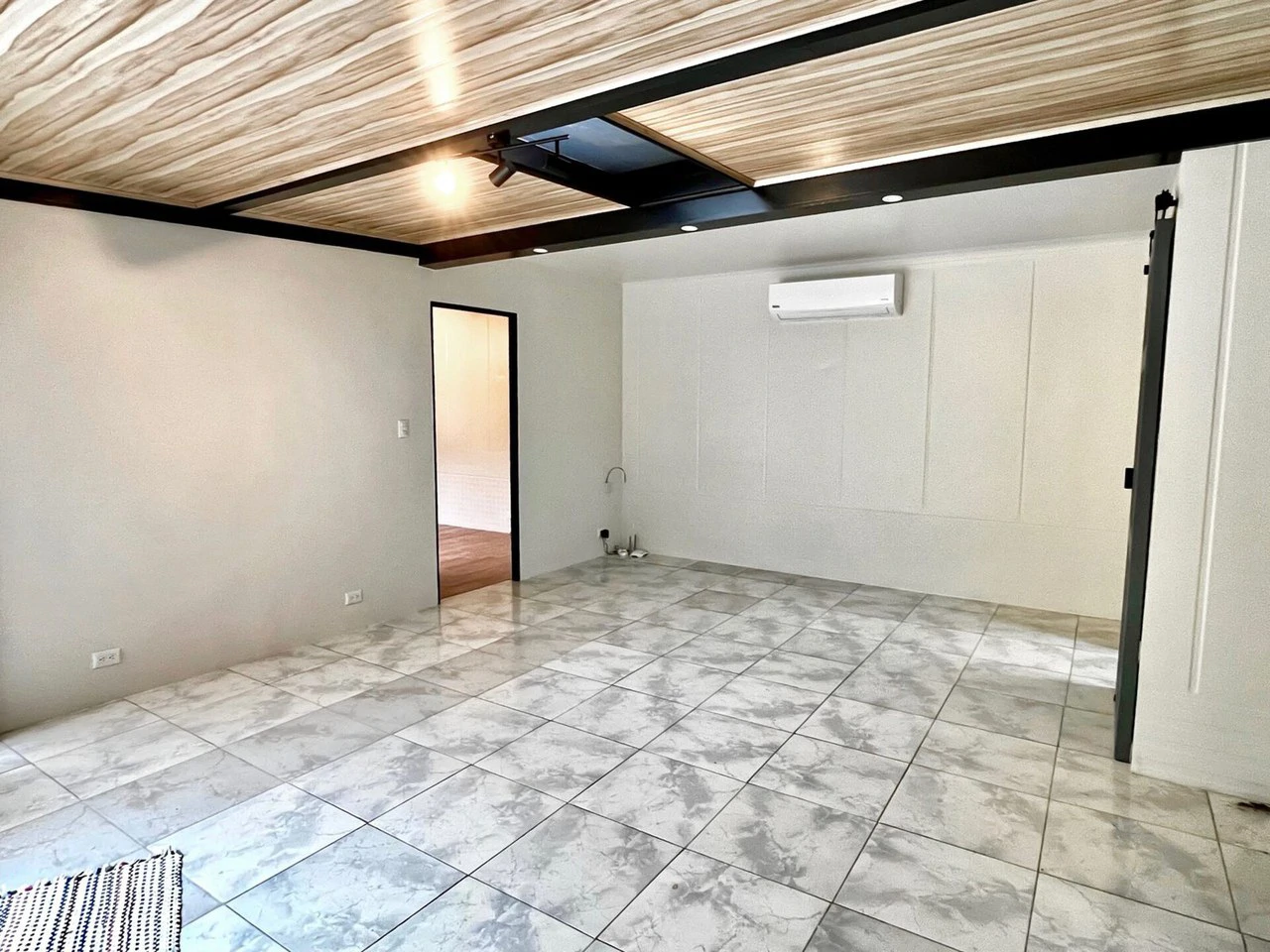 0.19 ACRES – 3 Bedroom Container Homes With Additional Building Lot,15min to Dominical and Beaches!! - Gallery image 13