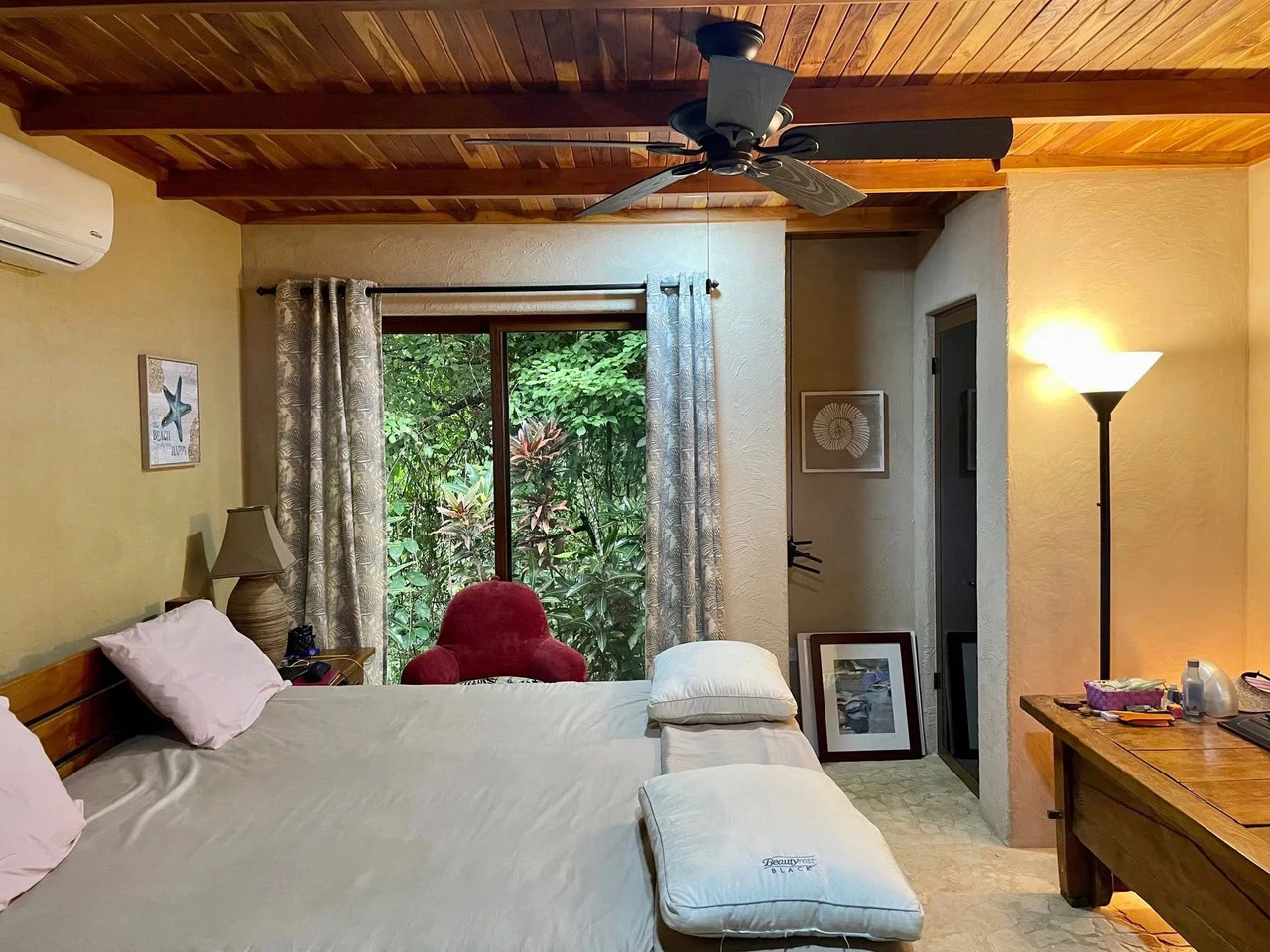 Boutique Eco-Lodge close to Tambor, Costa Rica – Tranquil, Turn-key Retreat on 3.3 Acres: Boutique Eco-Lodge close to Tambor, Costa Rica – Tranquil, Turn-key Retreat on 3.3 Acres - Gallery image 7