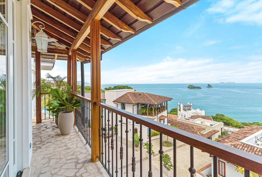 Villa Santorini: Four-level Oceanview Estate Nestled in the Hillside of Las Catalinas—Costa Rica’s Premier Car-free Beach Town. - Gallery image 31
