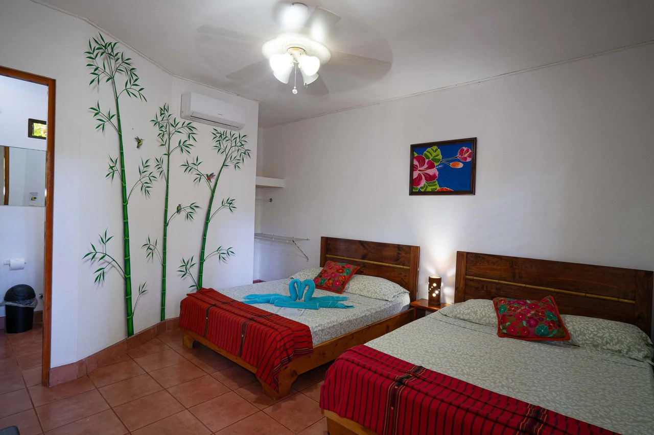 Steps to the beach 14 bedroom Dominical Hotel - Gallery image 5