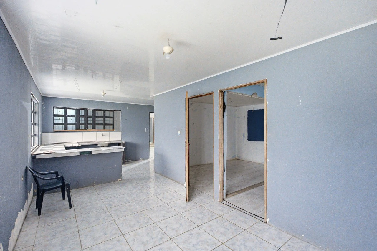Potrero Fixer Upper: Fully Serviced 500 m² Lot - photo 5