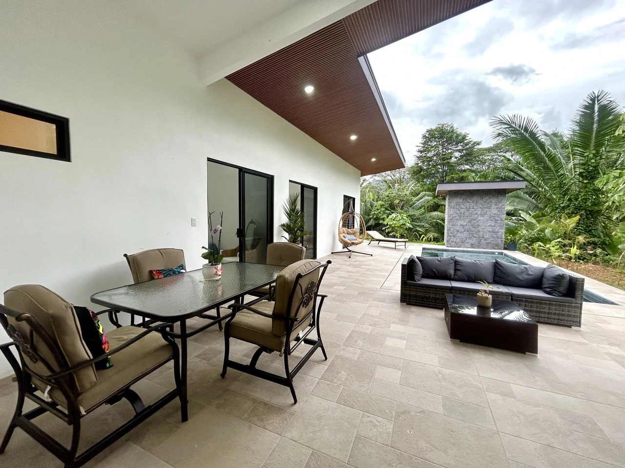 Casa Jardines: Brand new house with pool - Gallery image 8
