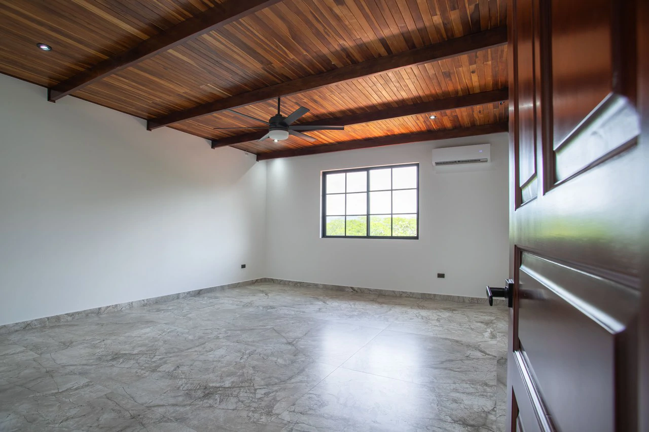 Modern Home for Sale in Atenas, Costa Rica - Gallery image 13