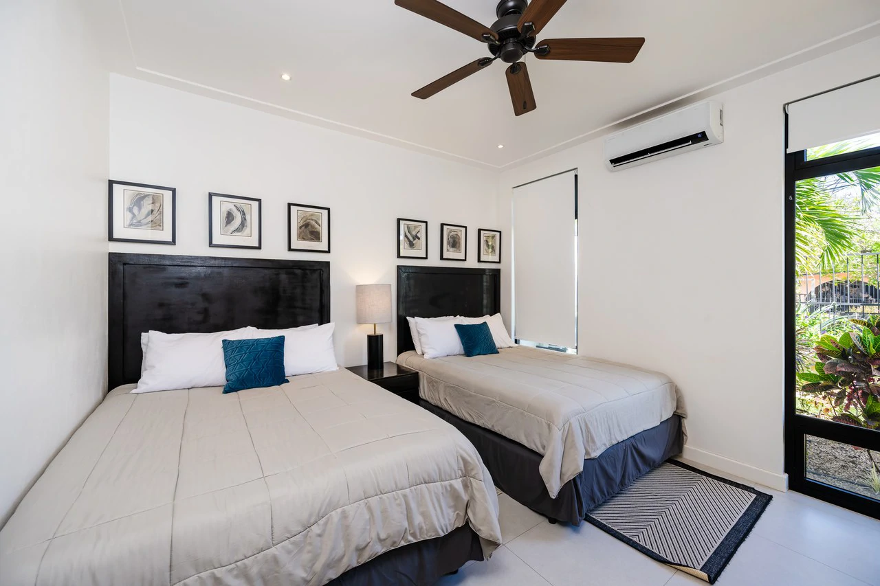 Casa Rio: Modern 5-Bedroom Home with Pool & Casita in Surfside Potrero - Gallery image 22