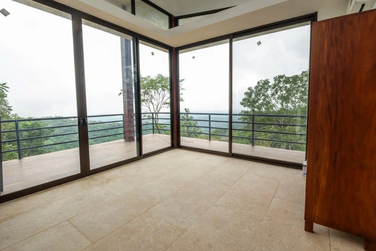 Luxury Modern Home on the hills above Tarcoles: Panoramic Ocean & Mountain Views - Gallery image 13