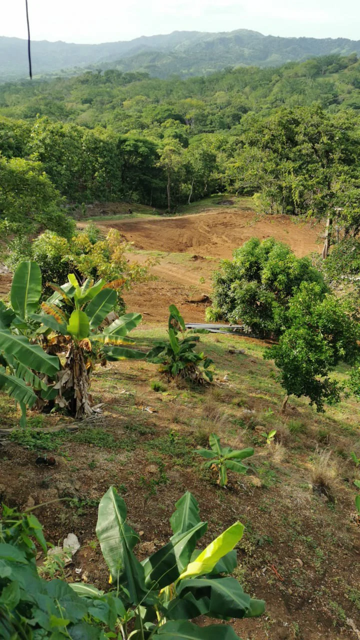Agricultural Farm for Sale in the mountains of Hojancha, Beautiful 25-acre property with floating lake Apartment and Huge main home - Gallery image 7
