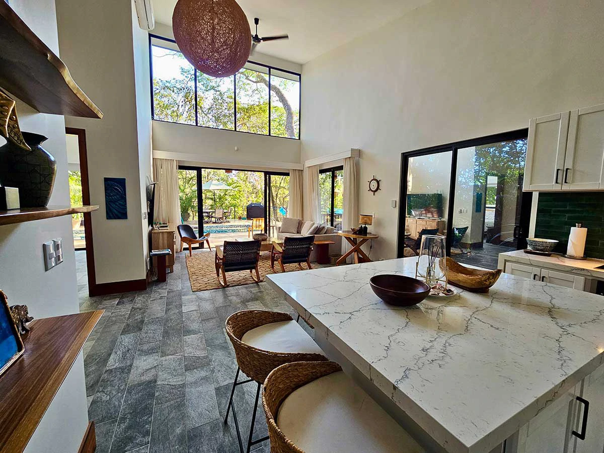 ID 4171: Modern Tropical: Luxury Retreat with Saltwater Pool in Bellevue - Gallery image 16